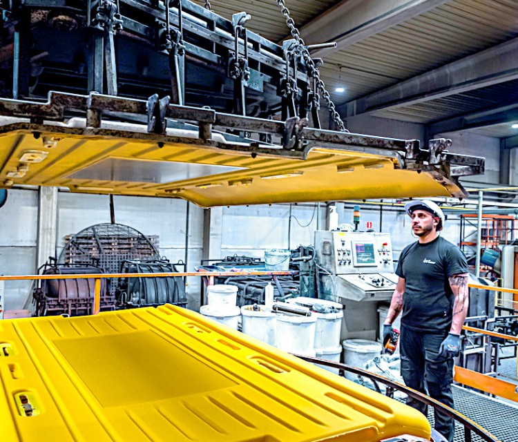 Robuuste en veilige sportafschermingen op maat by Rotech